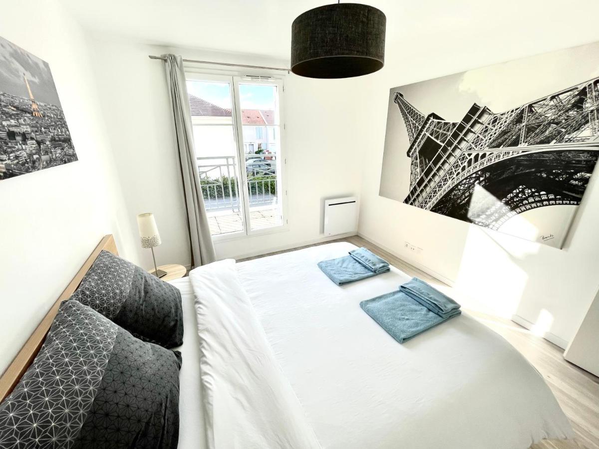 Lovely Disney House Magny-le-Hongre Bagian luar foto