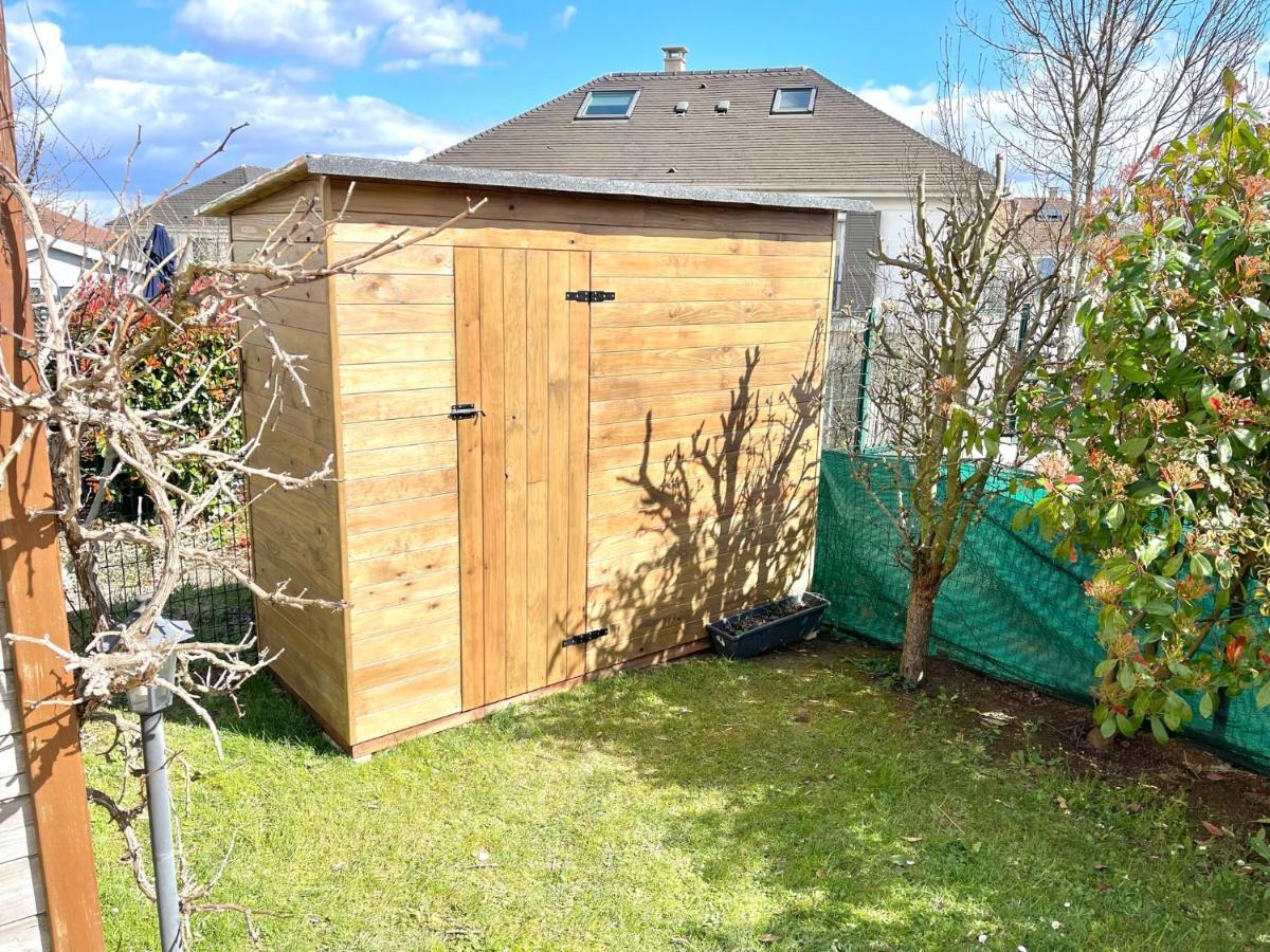 Lovely Disney House Magny-le-Hongre Bagian luar foto